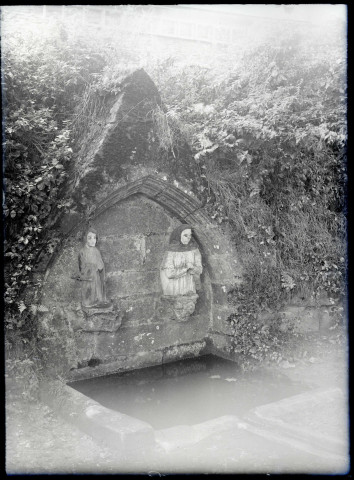 Fontaine bretonne miraculeuse.