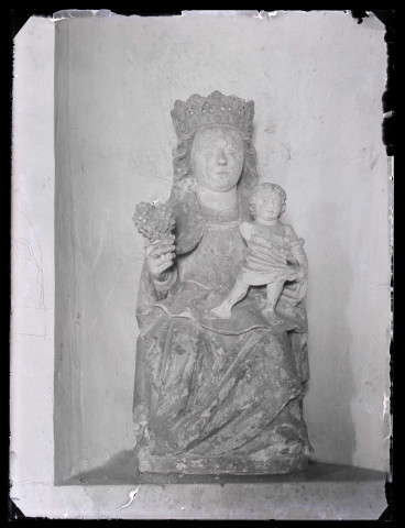 Église de La Chapelle-Réanville (Eure), statue de Vierge à l'enfant.