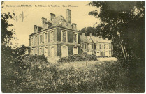 Mesnil-Verclives (Le). Environs des Andelys. - Le Château de Verclives - Cour d'honneur.