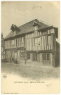 Montreuil-l'Argillé. Maison du XVIe siècle.