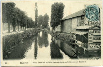 Evreux-Ville. L'Iton, canal de la Reine Jeanne longeant l'Avenue de Breteuil.