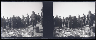 Étal d'ustensiles de cuisine au marché d'Alep (Syrie).