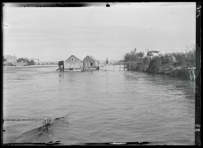 Moulins flottants sur le Seyhan à Adana (Turquie).