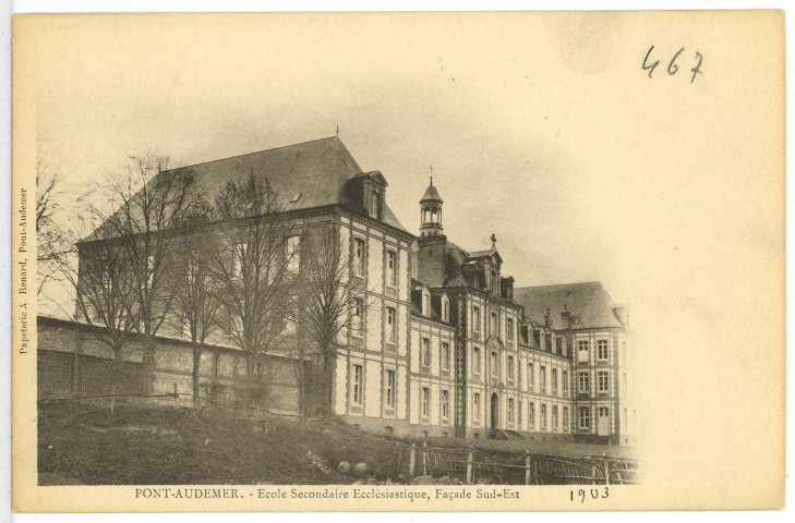 Pont-Audemer. Ecole Secondaire Ecclésiastique, Façade Sud-Est.