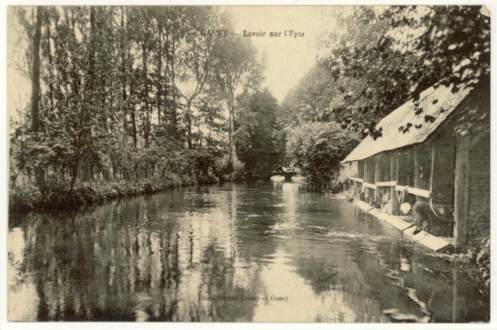 Gasny. Lavoir sur l'Epte.