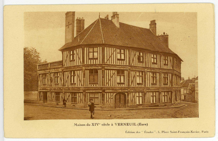 Verneuil-sur-Avre. Maison du XIVe siècle à Verneuil.