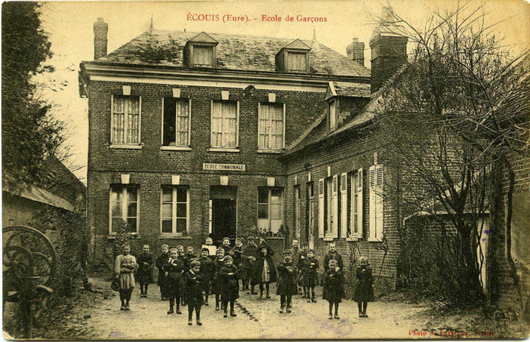 Ecouis. Ecole de Garçons.