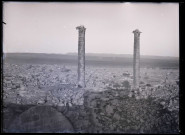 Vue générale des quartiers turcs prise de la citadelle d'Ourfa (Turquie) (notice PA).