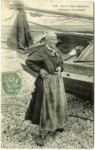 Divers. Sur la côte normande - Porteuse de poisson.
