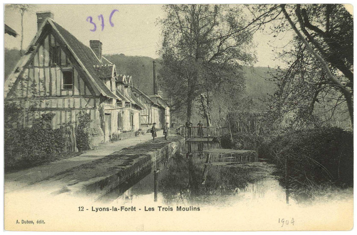 Lyons-la-Forêt. Les Trois Moulins.