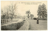 Brétigny. Le Chalet du Concierge au Château de la Houssaye.