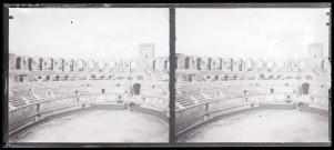 Arènes d'Arles (Bouches-du-Rhône).