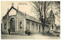 Brionne. La Salle des Fêtes.