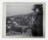 Enfants sur un chemin de la ville d'Ourfa (Turquie).