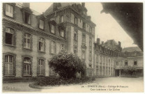 Evreux-Ville. Coll. Ège St-François-Cour Intérieur-Le Cloître.