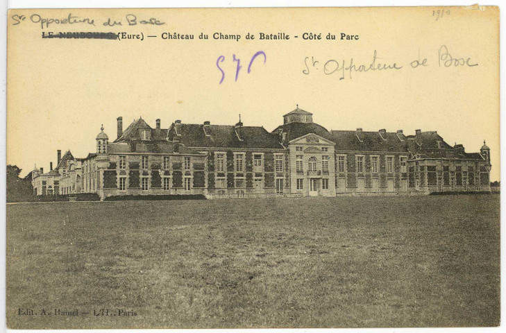 Sainte-Opportune-du-Bosc. Château du Champ de Bataille - Côté du Parc.
