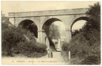 Evreux-Ville. Navarre : Le Pont de la République.