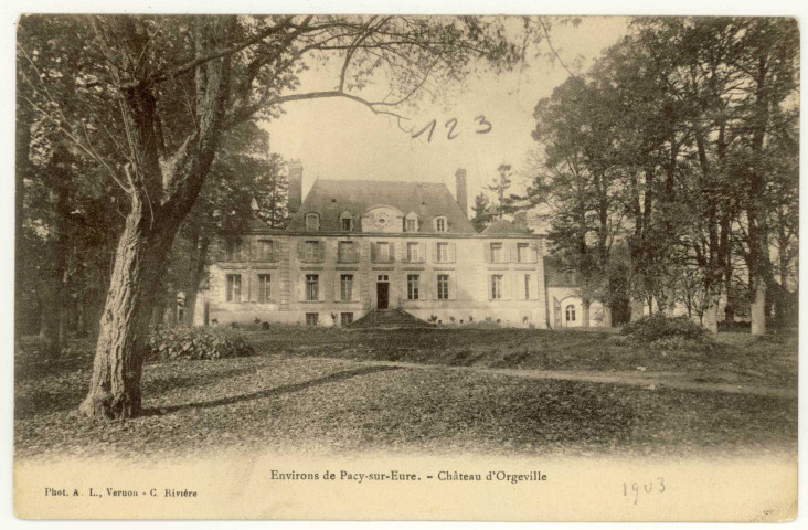 Caillouet-Orgeville. Château d'Orgeville.
