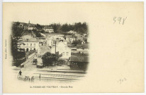 Saint-Pierre-du-Vauvray. Grande Rue.