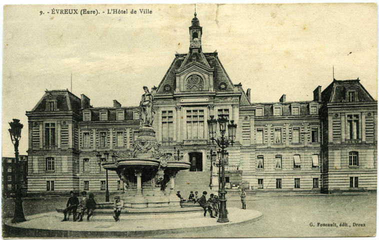 Evreux-Ville. L'Hôtel de Ville.