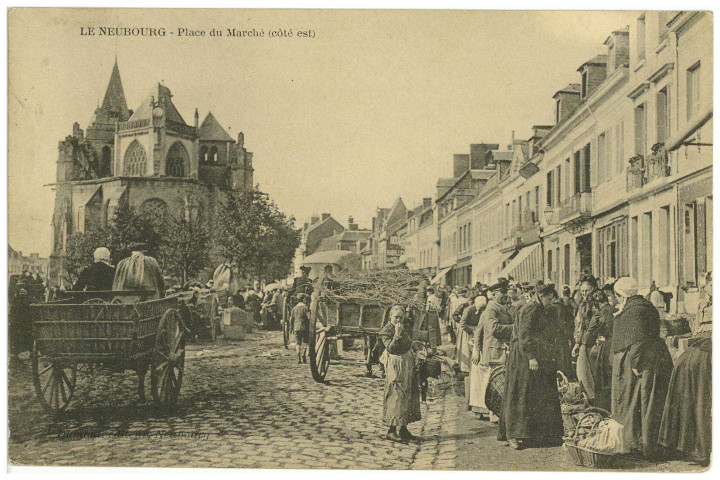 Neubourg (Le). Place du Marché (côté est).