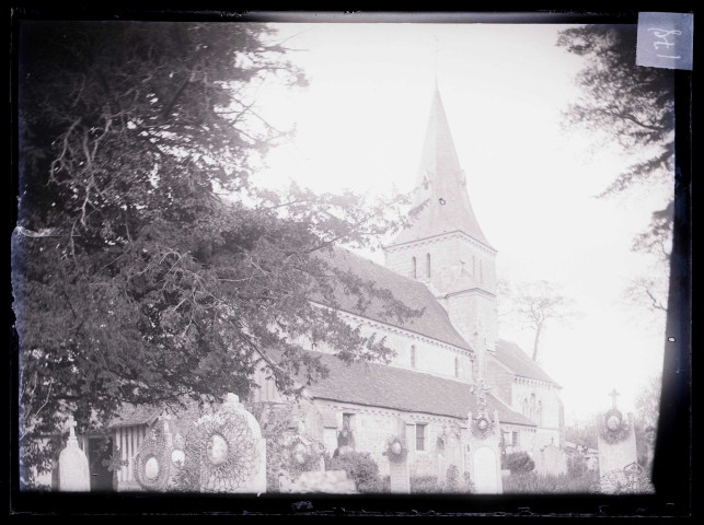 Église de Boisney (Eure), élévation sud.