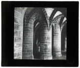Abbaye du Mont-Saint-Michel (Manche), crypte des gros piliers.