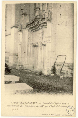 Appeville-Annebault. Portail de l'église.
