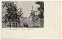 Bec-Hellouin (Le). Porte Abbatiale.