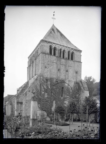 Église abbatiale de Moutier d'Ahun (Creuse).