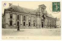 Evreux-Ville. Le Palais de Justice.
