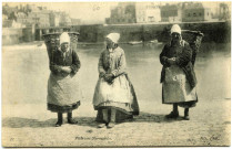 Divers. Pêcheuses Normandes.