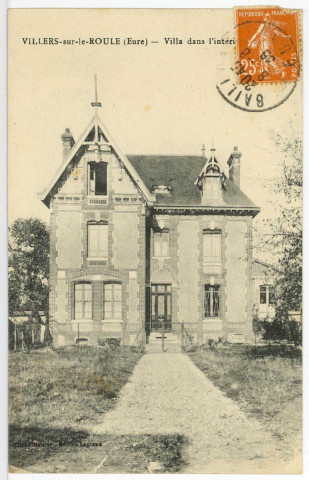 Villers-sur-le-Roule. Villa dans l'intérieur du pays.