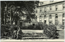 Bernay. Kiosque de Musique.