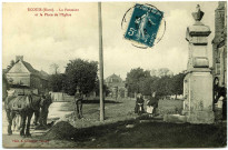 Ecouis. La Fontaine et la Place de l'Eglise.