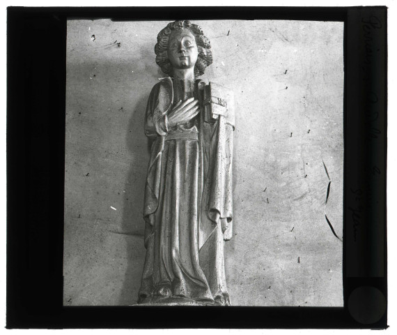 Église de Perriers-sur-Andelle (Eure), statue en bois de Saint-Jean.