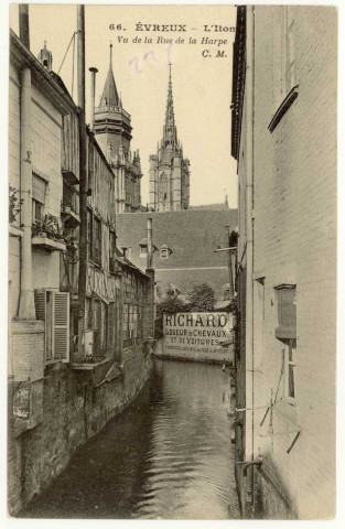 Evreux-Ville. L'Iton. Vu de la Rue de la Harpe.