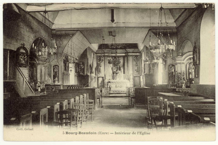 Bourg-Beaudoin. Intérieur de l'Eglise.