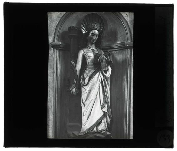 Église des Jonquerets-de-Livet (Eure), statue de Sainte-Barbe.