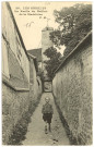 Andelys (Les). La Ruelle du Beffroi de la Madeleine.