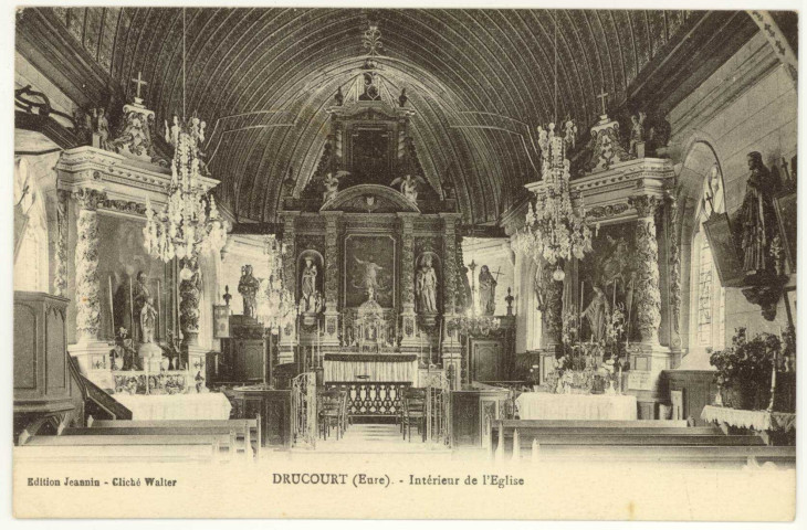 Drucourt. Intérieur de l'Eglise.