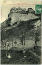 Port-Mort. La Roche et reste de l'ancienne église célèbre par les fiançailles de Blanche de Castille et de Louis VIII.