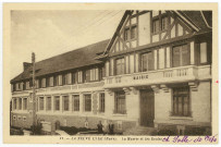Neuve-Lyre (La). La Mairie et les Ecoles.