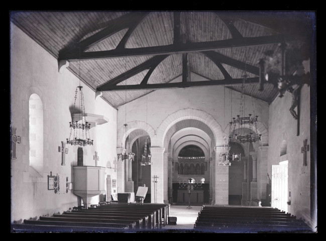Intérieur d'une église.