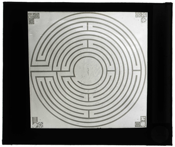 Cathédrale Notre-Dame de Bayeux (Calvados), labyrinthe.