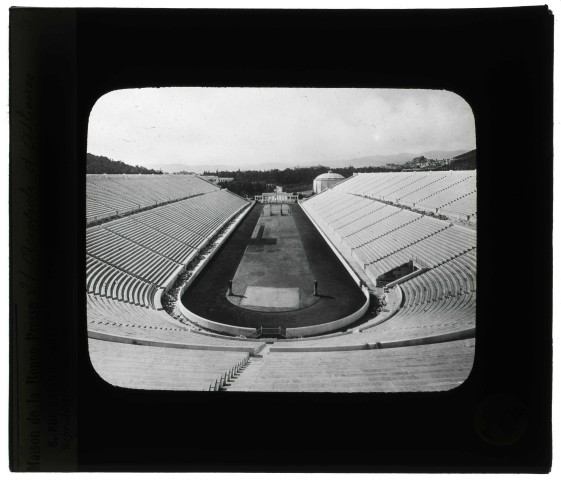 Stade olympique en marbre d'Athènes (Grèce).