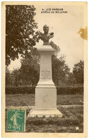 Andelys (Les). Statue de Sellenik.