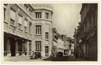 Evreux-Ville. La Grande Poste et la rue Grande.