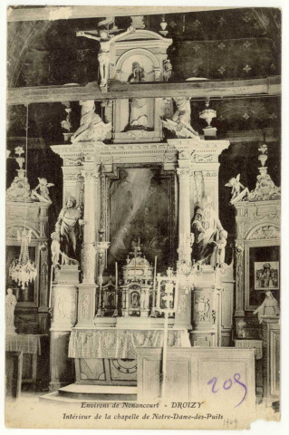 Droisy. Intérieur de la Chapelle de Notre-Dame des Puits.