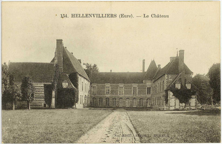 Hellenvilliers. Le Château.